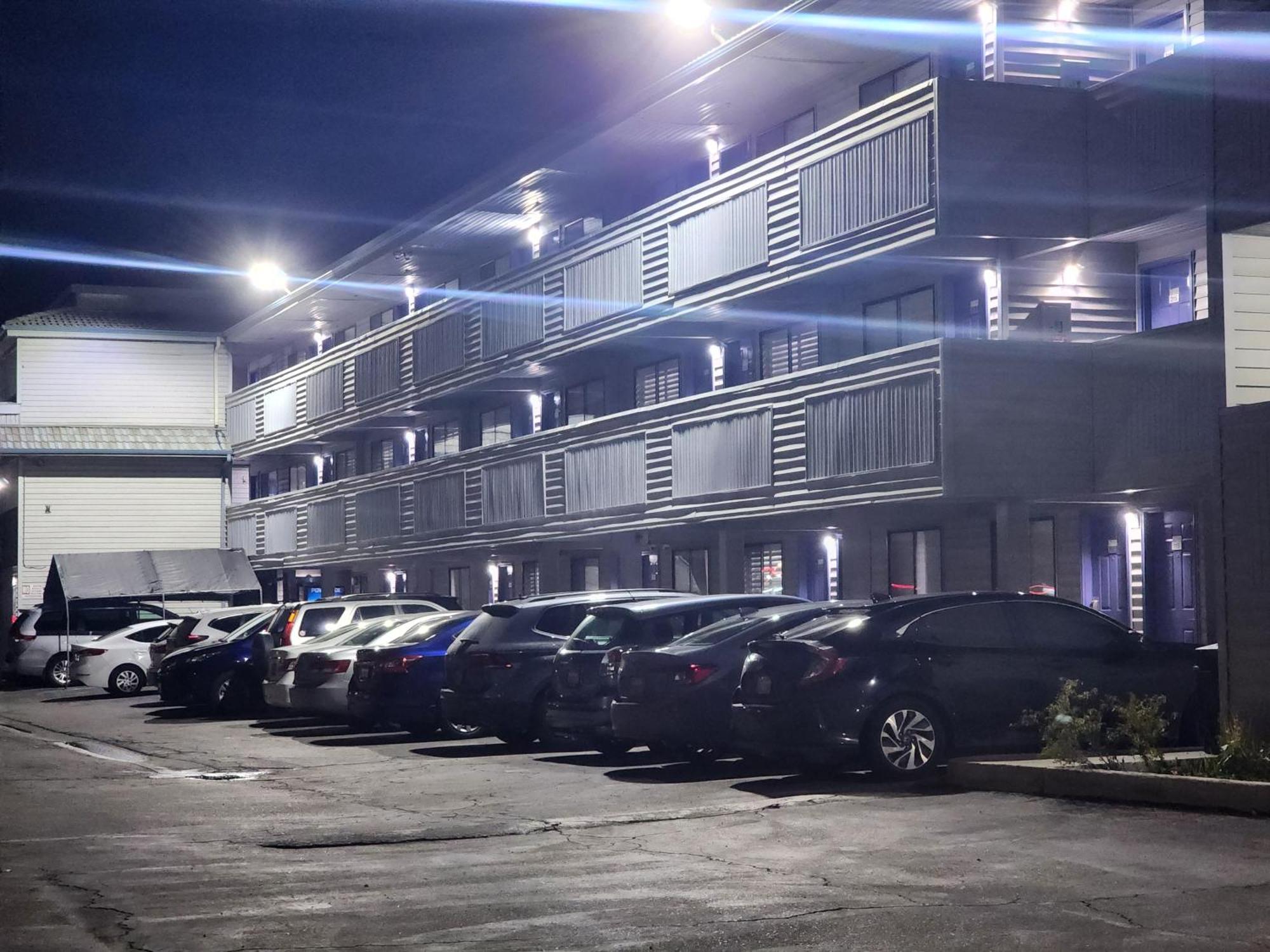Budget Inn Corcoran Экстерьер фото