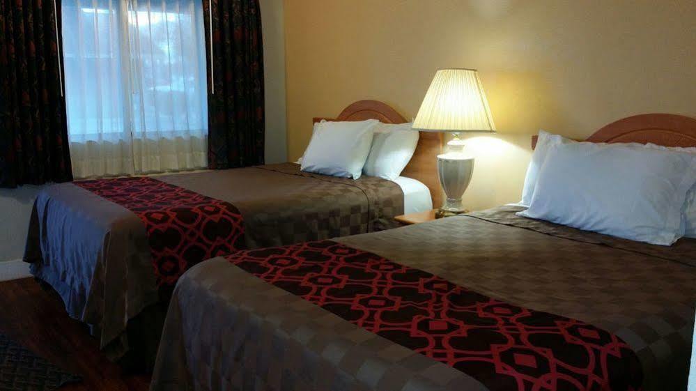 Budget Inn Corcoran Экстерьер фото