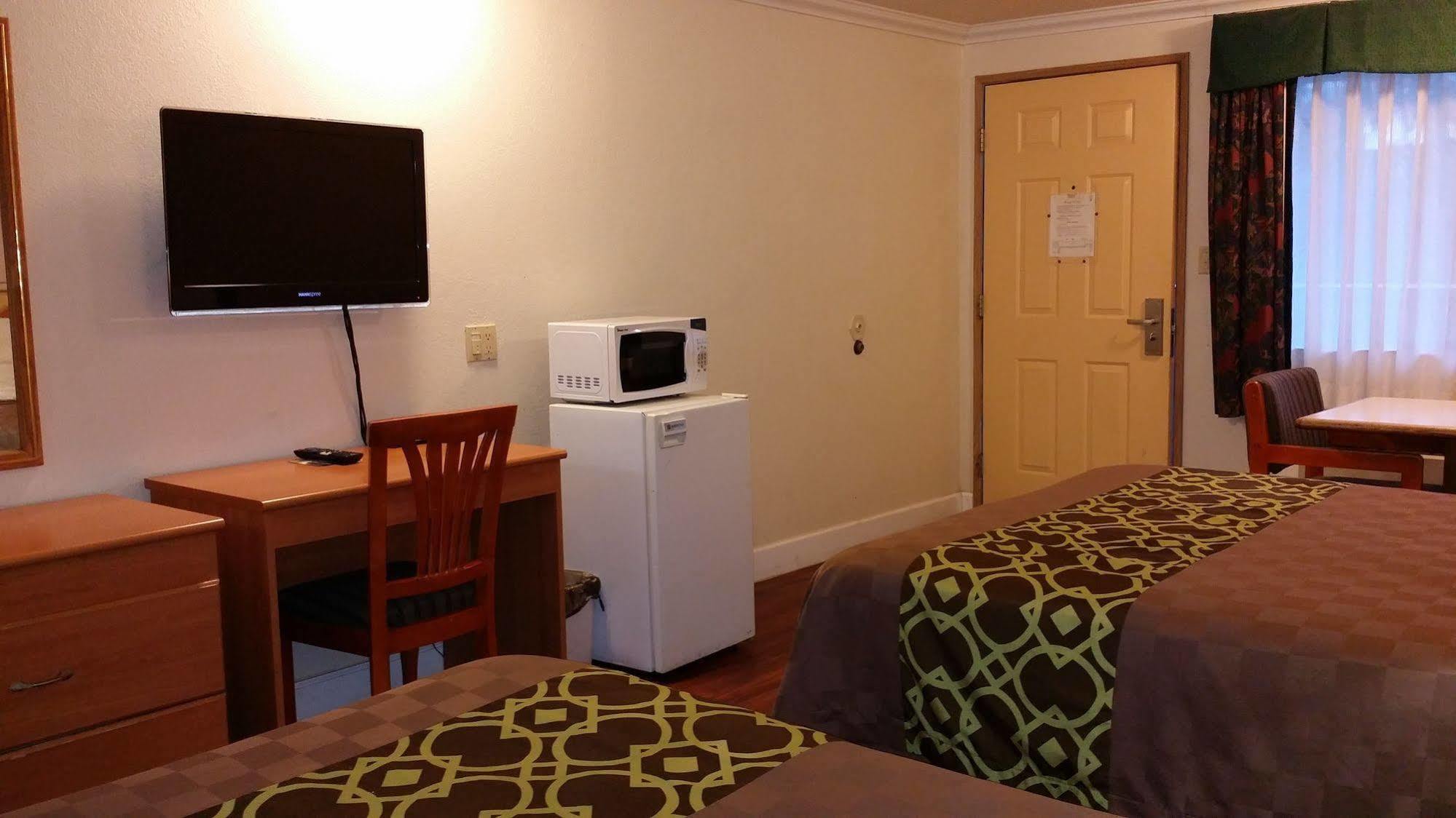 Budget Inn Corcoran Экстерьер фото